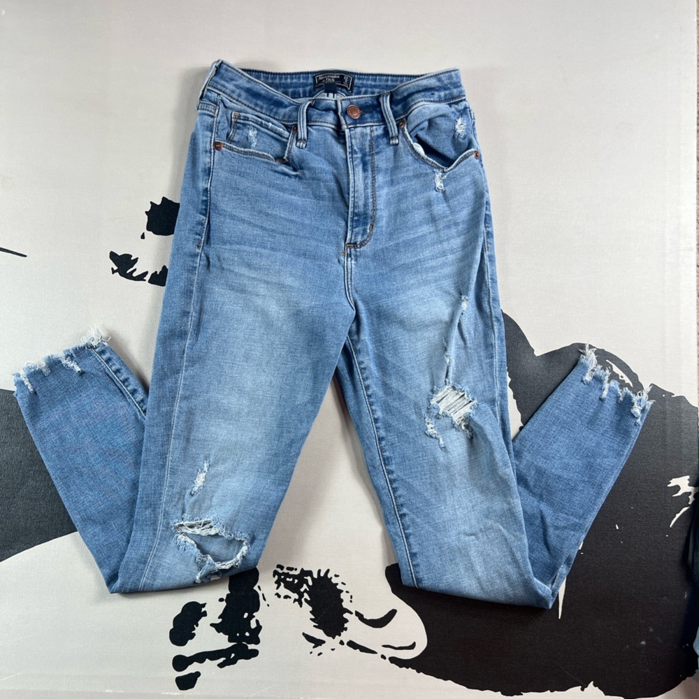 Abercrombie & Fitch Women's Ripped Skinny Jeans - Medium Blue